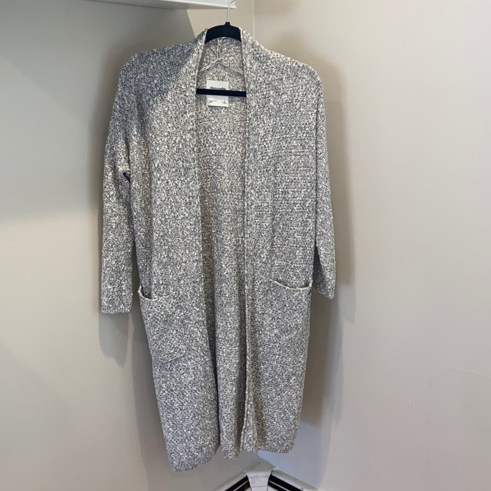 Abercrombie& Fitch Gray Long Cardigan